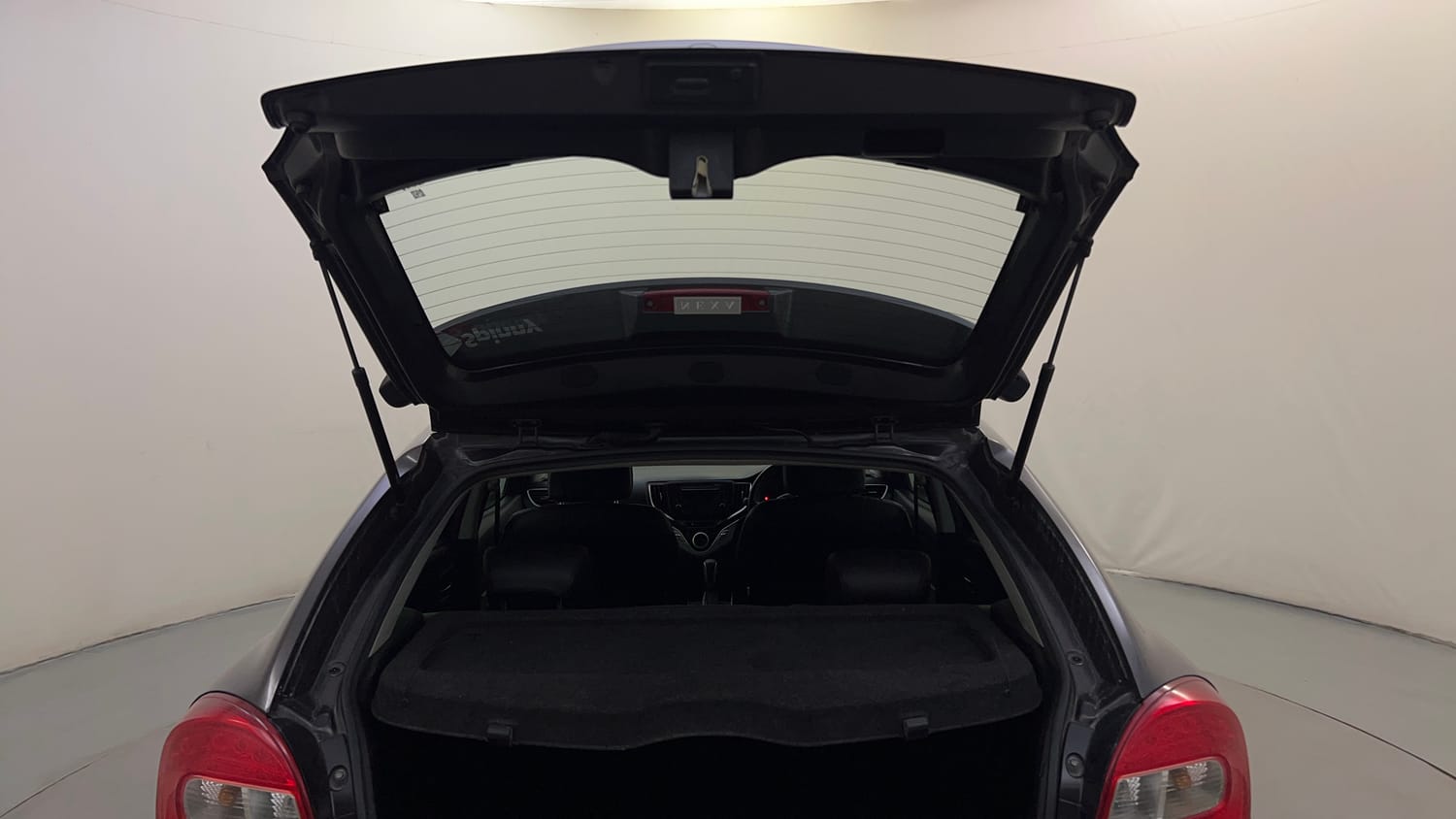 Used 2016 Maruti Suzuki Baleno Zeta 1.2 AT Petrol Automatic interior DICKY DOOR OPEN VIEW