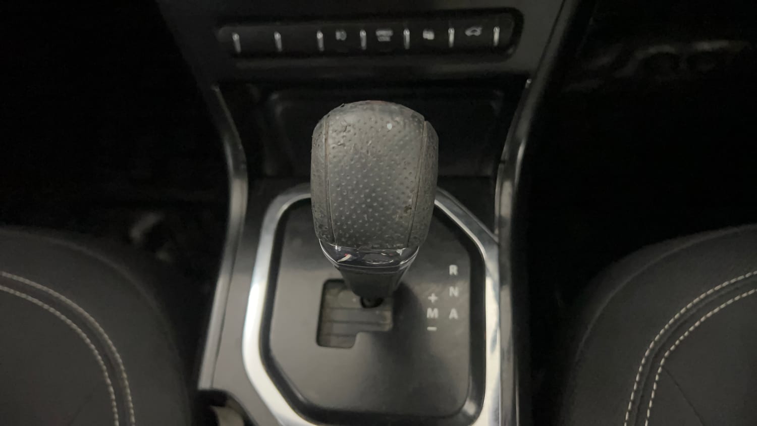 Used 2020 Tata Nexon XZA Plus (O) Dual Tone Petrol Automatic interior GEAR  KNOB VIEW
