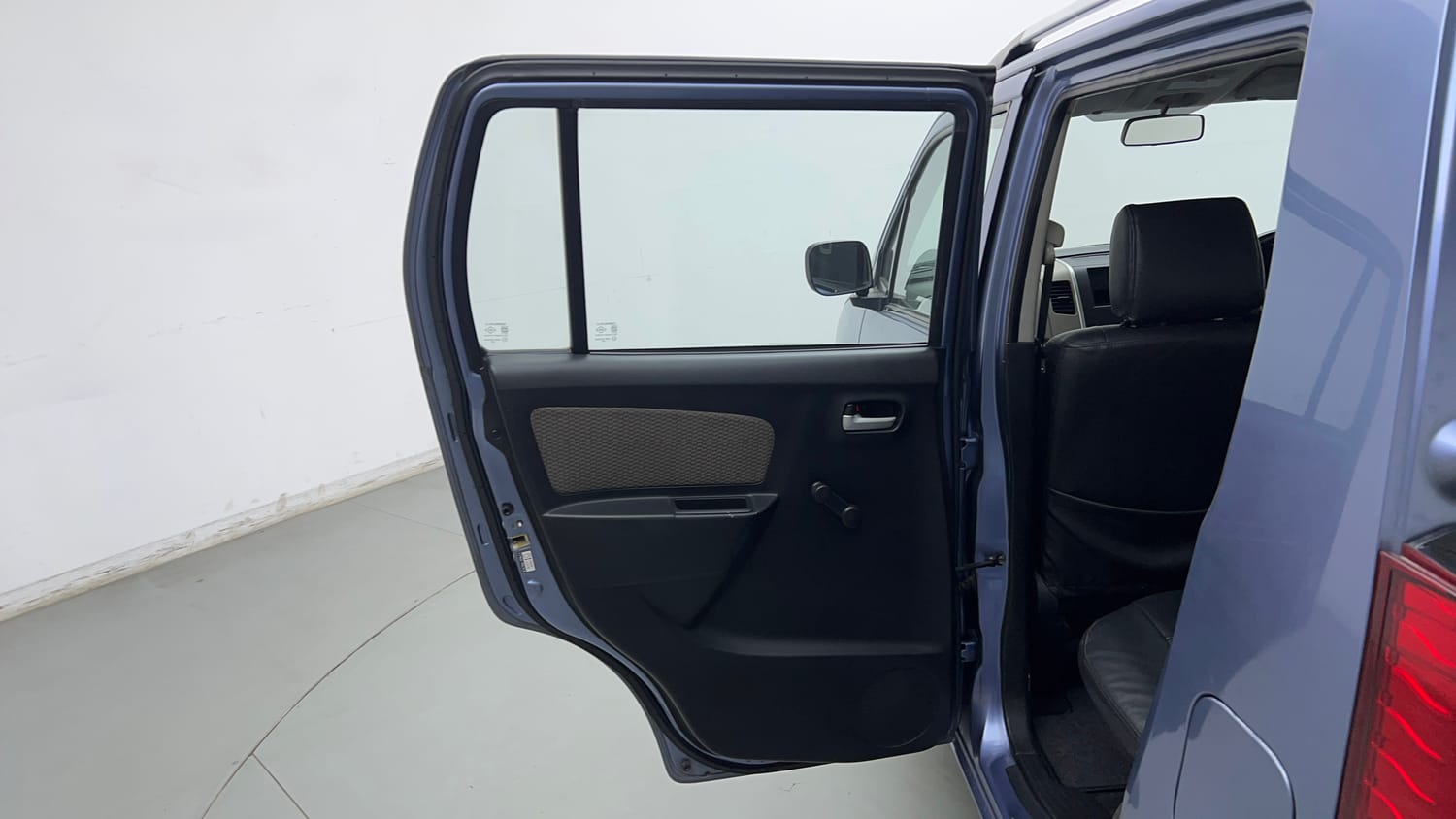 Used 2015 Maruti Suzuki Wagon R LXI Petrol Manual interior LEFT REAR DOOR OPEN VIEW