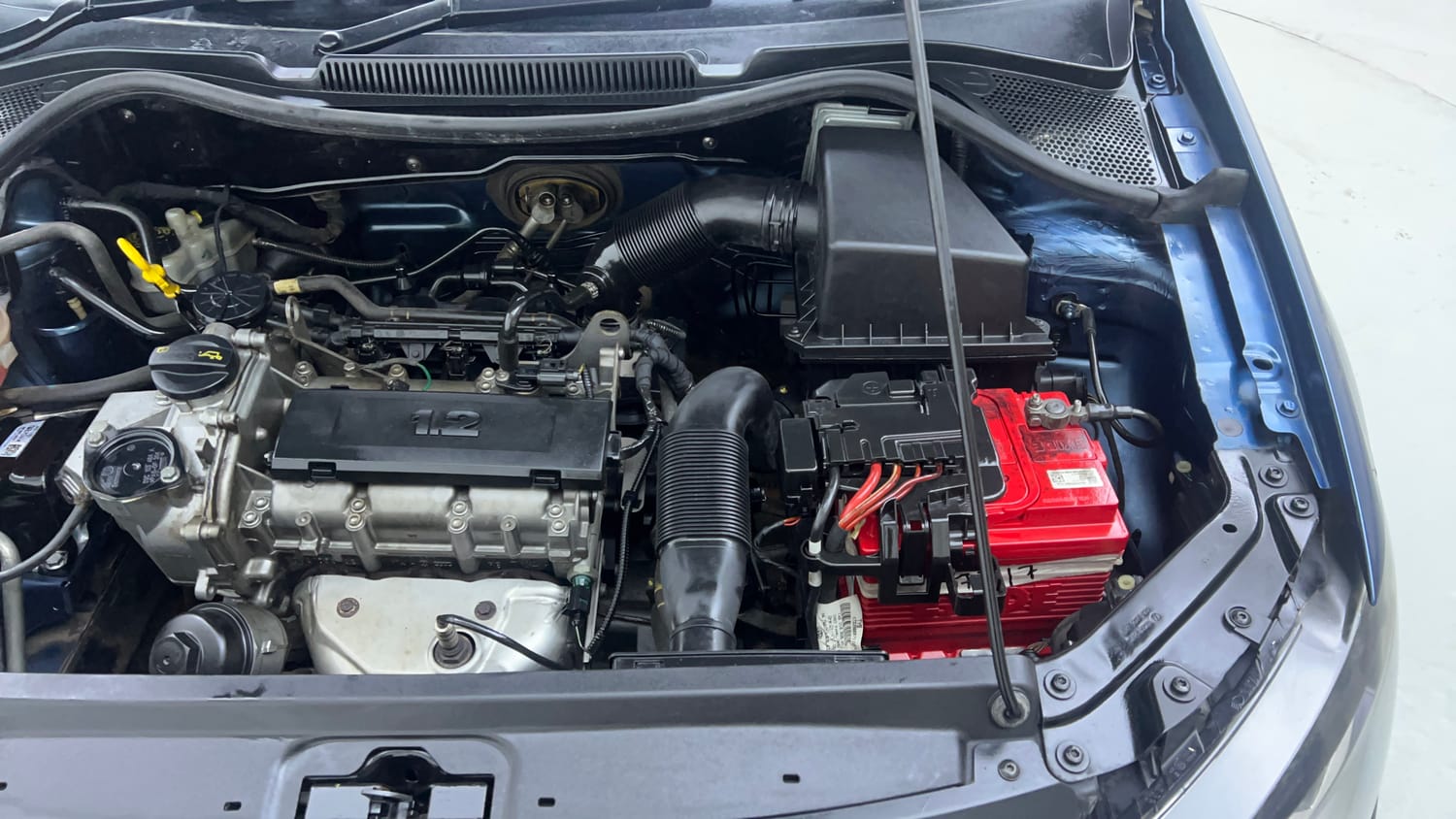 Used 2017 Volkswagen Polo Highline1.2L (P) Petrol Manual engine ENGINE LEFT SIDE VIEW