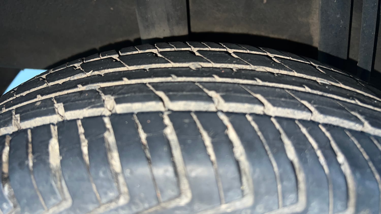 Used 2018 Datsun Redi-GO T (O) Petrol Manual tyres RIGHT REAR TYRE TREAD VIEW