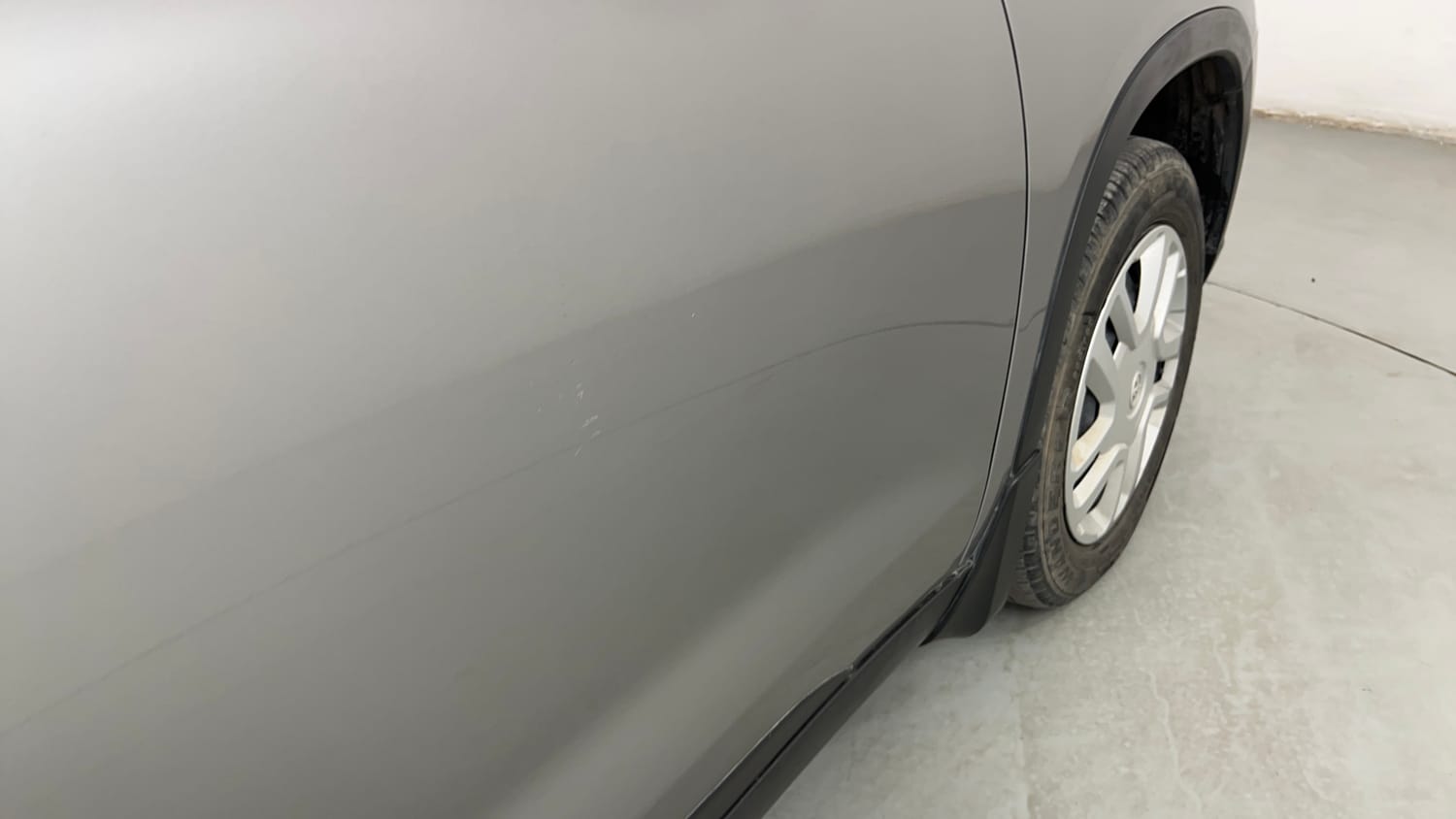 Used 2022 Toyota Urban Cruiser Mid Grade AT Petrol Automatic dents MINOR SCRATCH