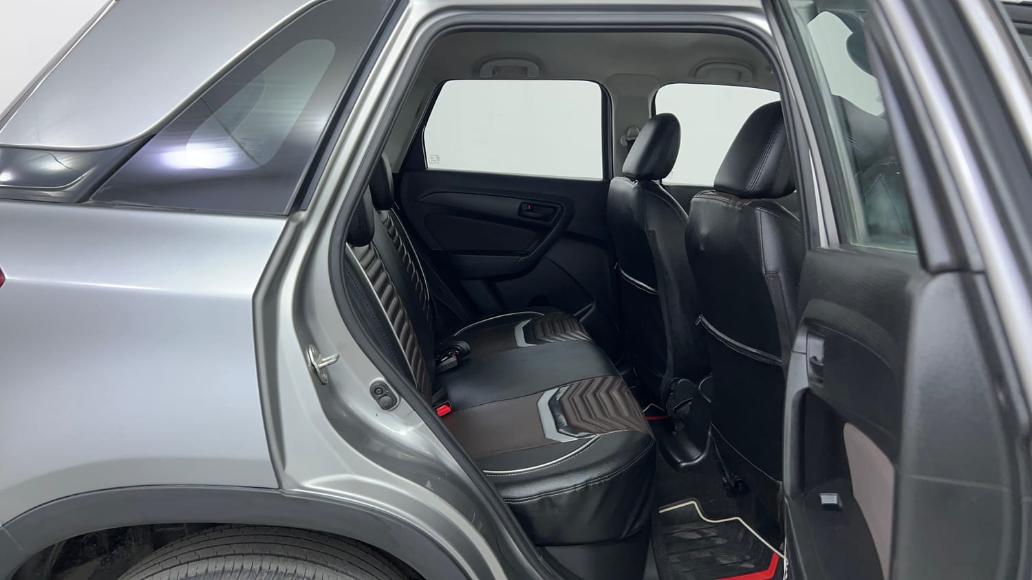 Used 2022 Toyota Urban Cruiser Mid Grade AT Petrol Automatic interior RIGHT SIDE REAR DOOR CABIN VIEW