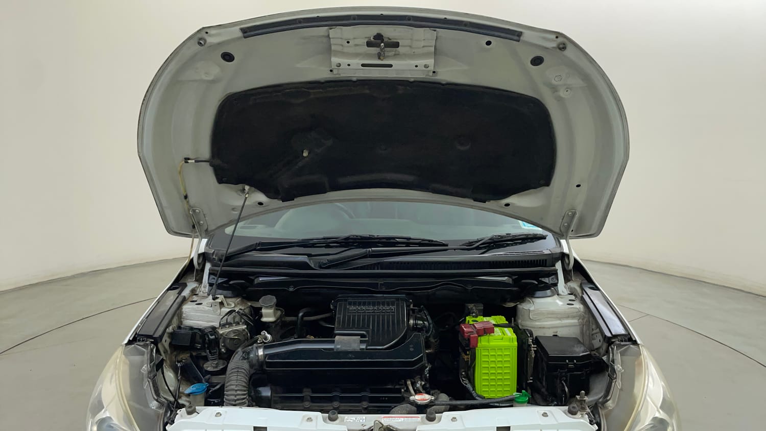 Used 2015 Maruti Suzuki Ciaz ZXi+ RS Petrol Manual engine ENGINE & BONNET OPEN FRONT VIEW