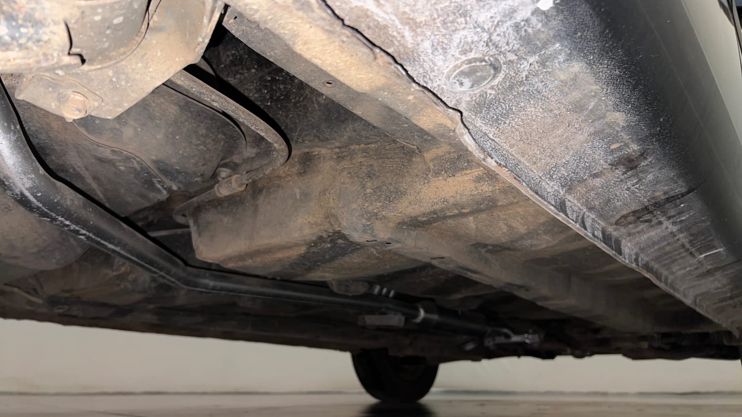 Used 2014 Hyundai i10 Sportz 1.1 iRDE2 Petrol Manual extra REAR RIGHT UNDERBODY VIEW