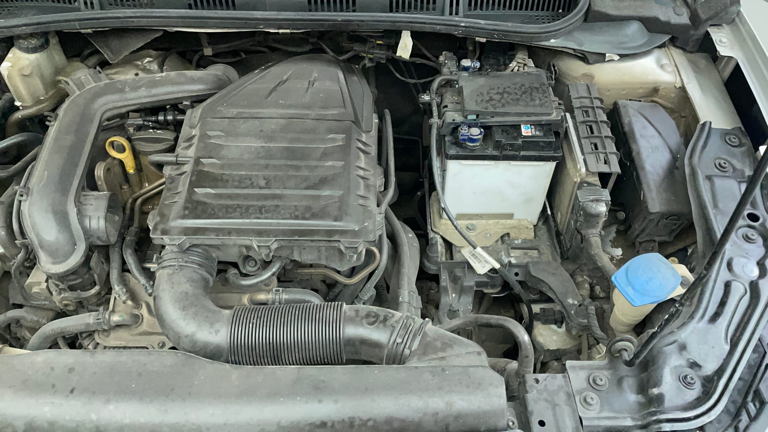 Used 2022 Volkswagen Virtus Highline 1.0 TSI MT Petrol Manual engine ENGINE LEFT SIDE VIEW
