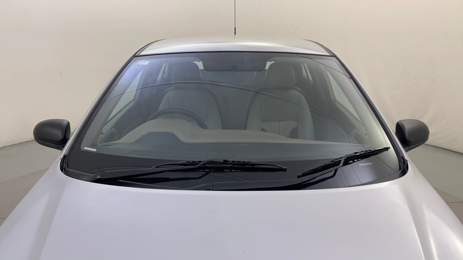 Used 2015 Hyundai Elite i20 Era 1.2 Petrol Manual exterior FRONT WINDSHIELD VIEW