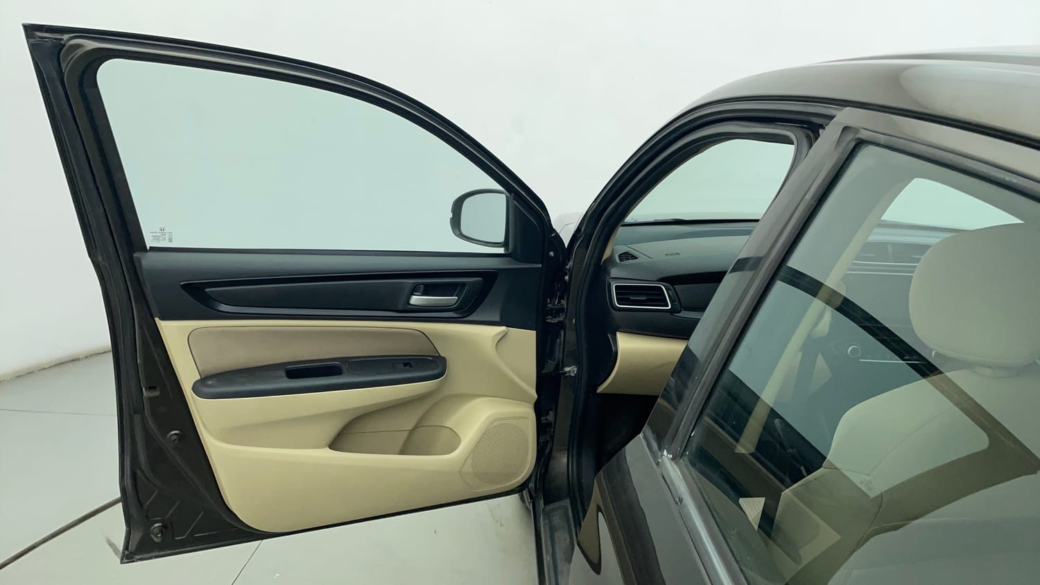Used 2020 Honda Amaze 1.2 VX CVT Petrol Petrol Automatic interior LEFT FRONT DOOR OPEN VIEW