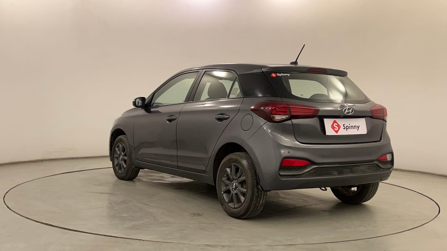 Used 2019 Hyundai Elite i20 Sportz Plus 1.2 Petrol Manual exterior LEFT REAR CORNER VIEW