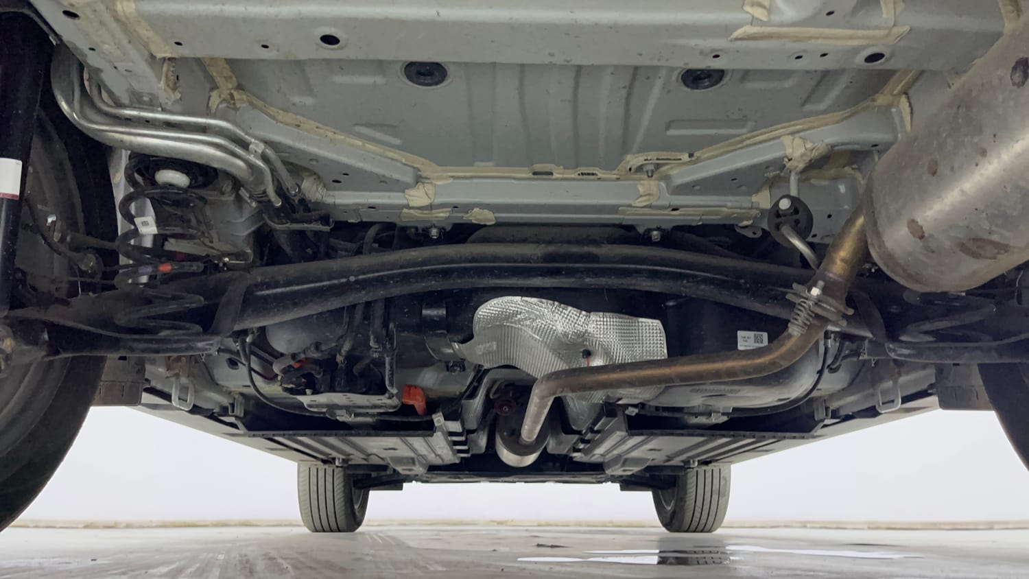Used 2025 Maruti Suzuki Victoris ZXI+ THS 2W Hybrid Automatic extra REAR UNDERBODY VIEW (TAKEN FROM REAR)