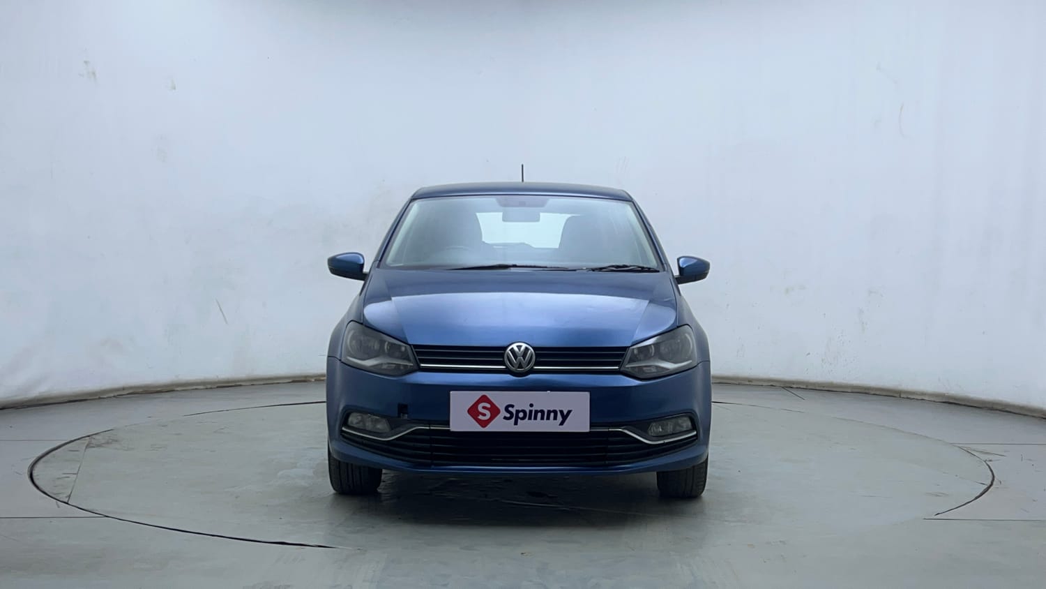 Used 2017 Volkswagen Polo Highline1.2L (P) Petrol Manual exterior FRONT VIEW