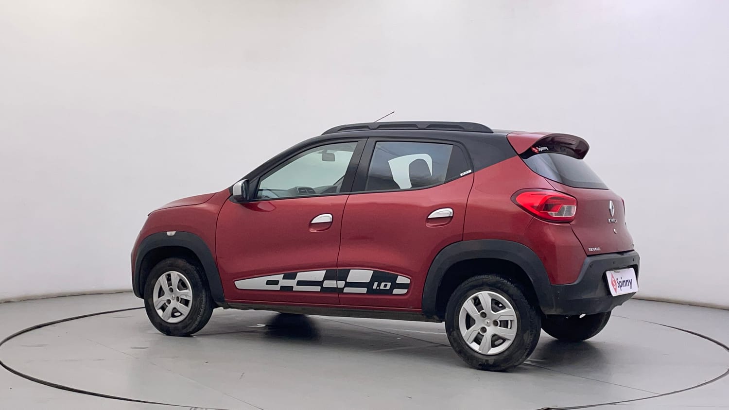 Used 2017 Renault Kwid 1.0 RXT AMT Opt Petrol Automatic exterior LEFT REAR CORNER VIEW