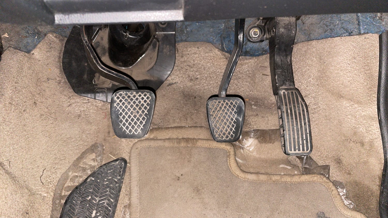 Used 2015 Honda City V Petrol Manual interior PEDALS VIEW