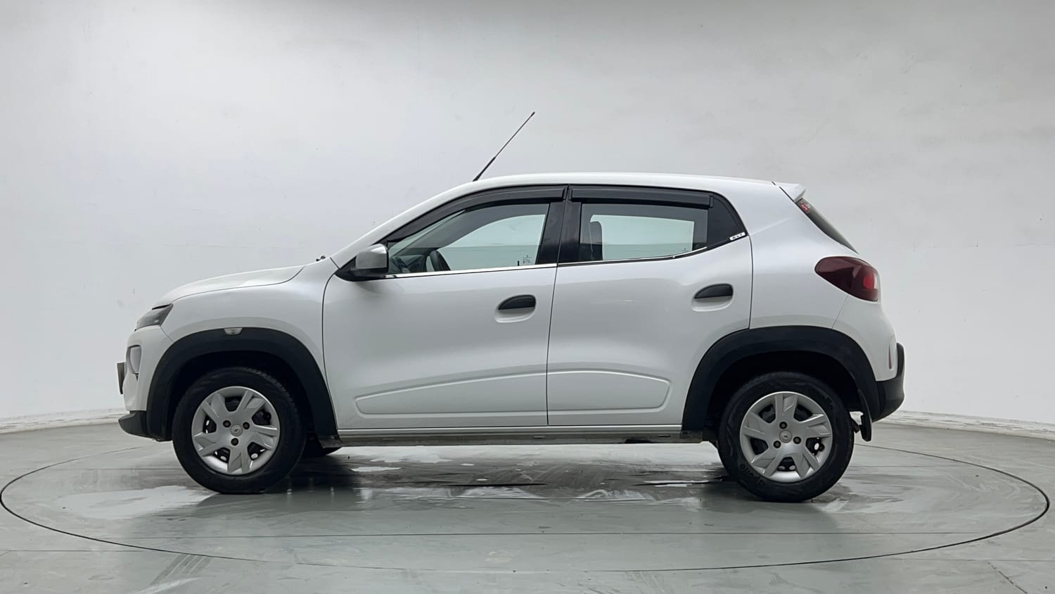 Used 2021 Renault Kwid RXT 1.0 Opt Petrol Manual exterior LEFT SIDE VIEW