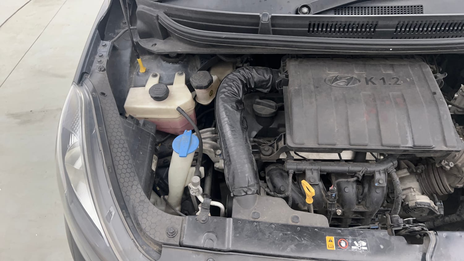 Used 2022 Hyundai Grand i10 Nios Magna AMT 1.2 Kappa VTVT Petrol Automatic engine ENGINE RIGHT SIDE VIEW