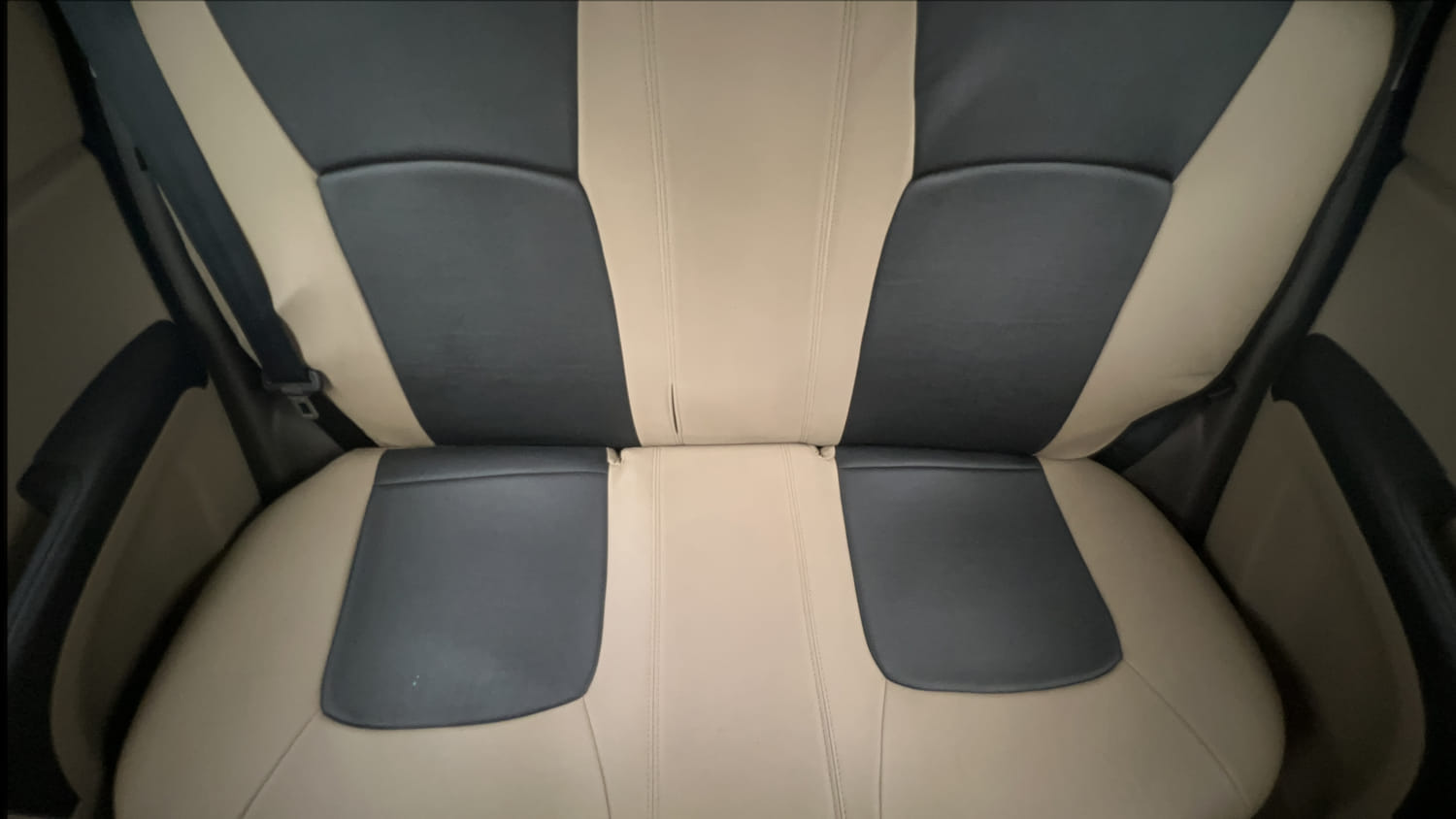 Used 2016 Hyundai i10 Magna 1.1 iRDE2 Petrol Manual interior REAR SEAT CONDITION VIEW