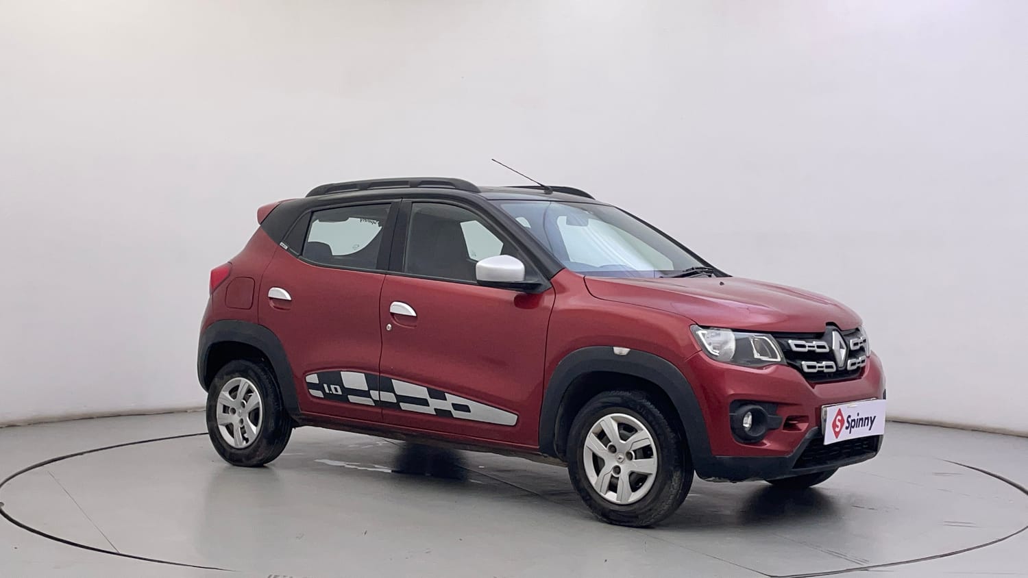 Used 2017 Renault Kwid 1.0 RXT AMT Opt Petrol Automatic exterior RIGHT FRONT CORNER VIEW