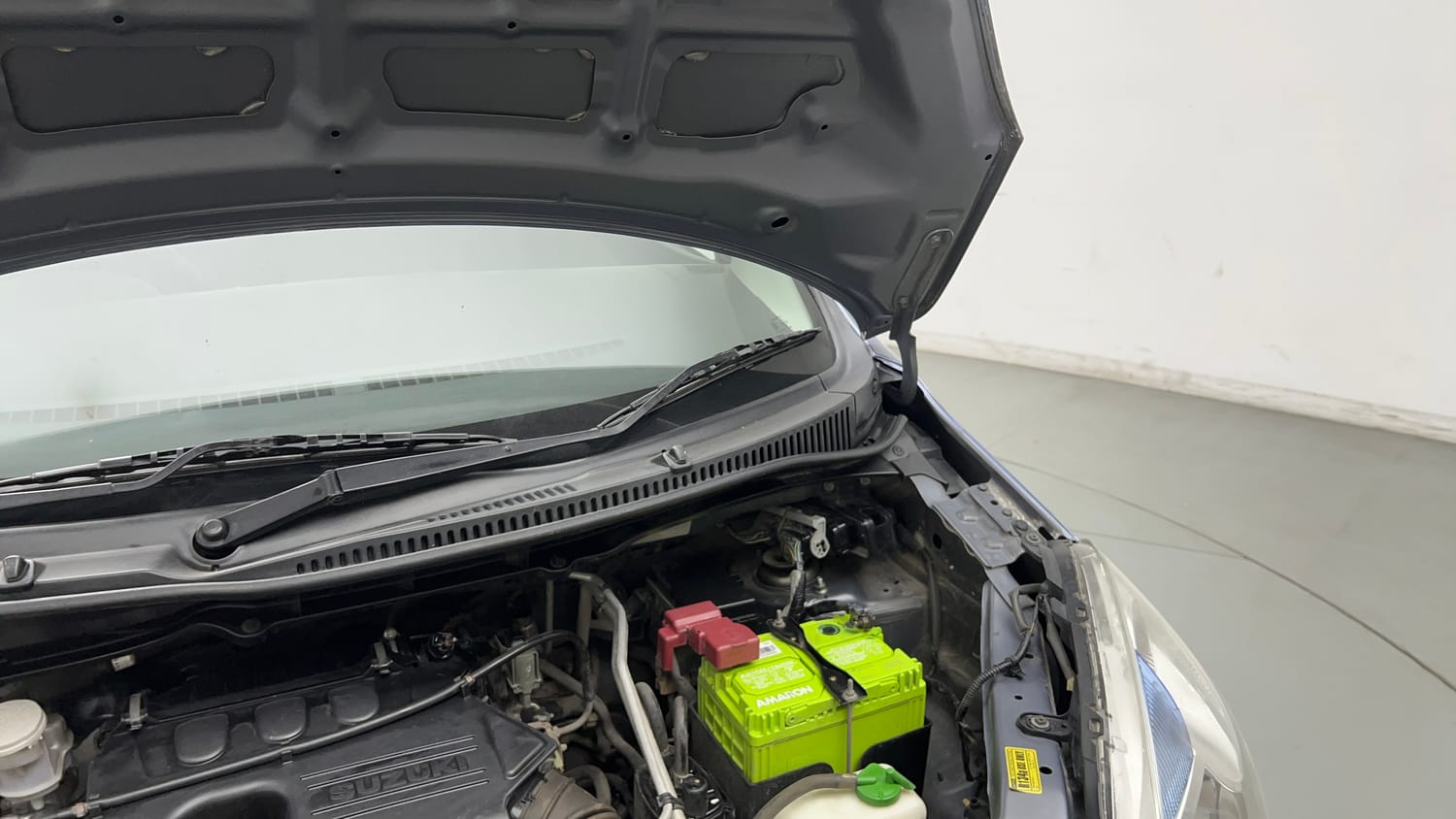 Used 2015 Maruti Suzuki Wagon R LXI Petrol Manual engine ENGINE LEFT SIDE HINGE & APRON VIEW