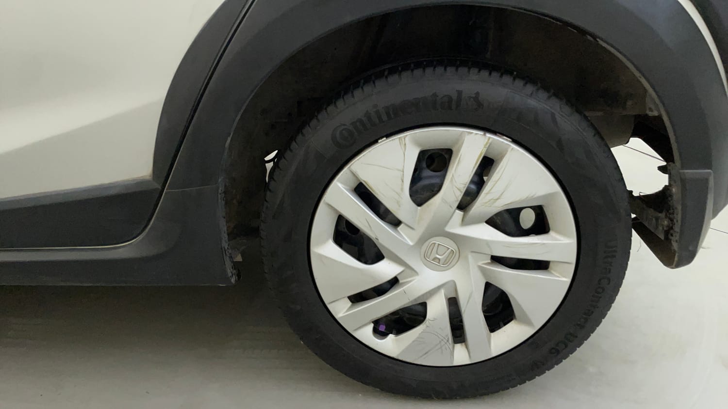 Used 2017 Honda WR-V S MT Petrol Petrol Manual tyres LEFT REAR TYRE RIM VIEW