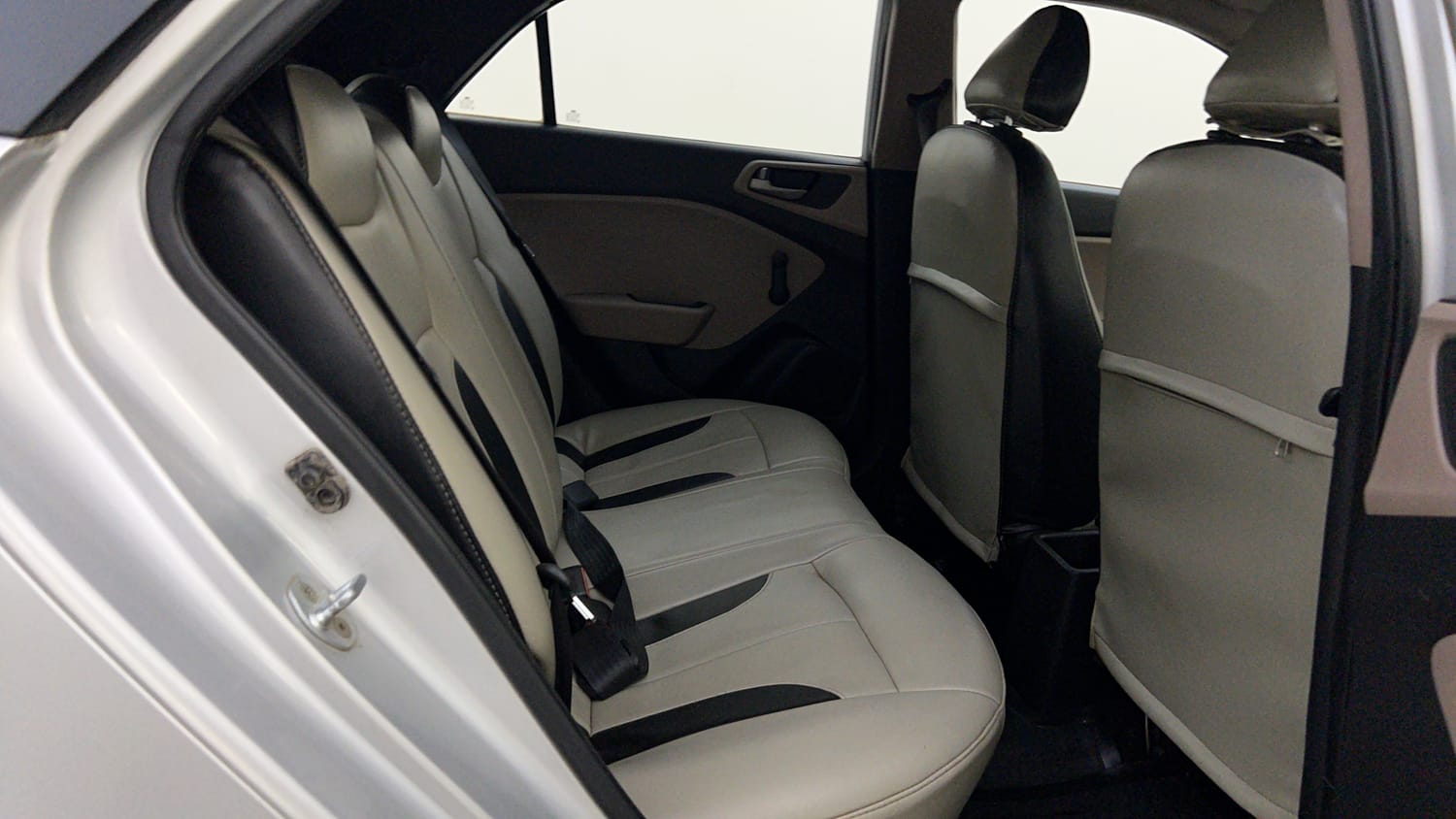 Used 2015 Hyundai Elite i20 Era 1.2 Petrol Manual interior RIGHT SIDE REAR DOOR CABIN VIEW