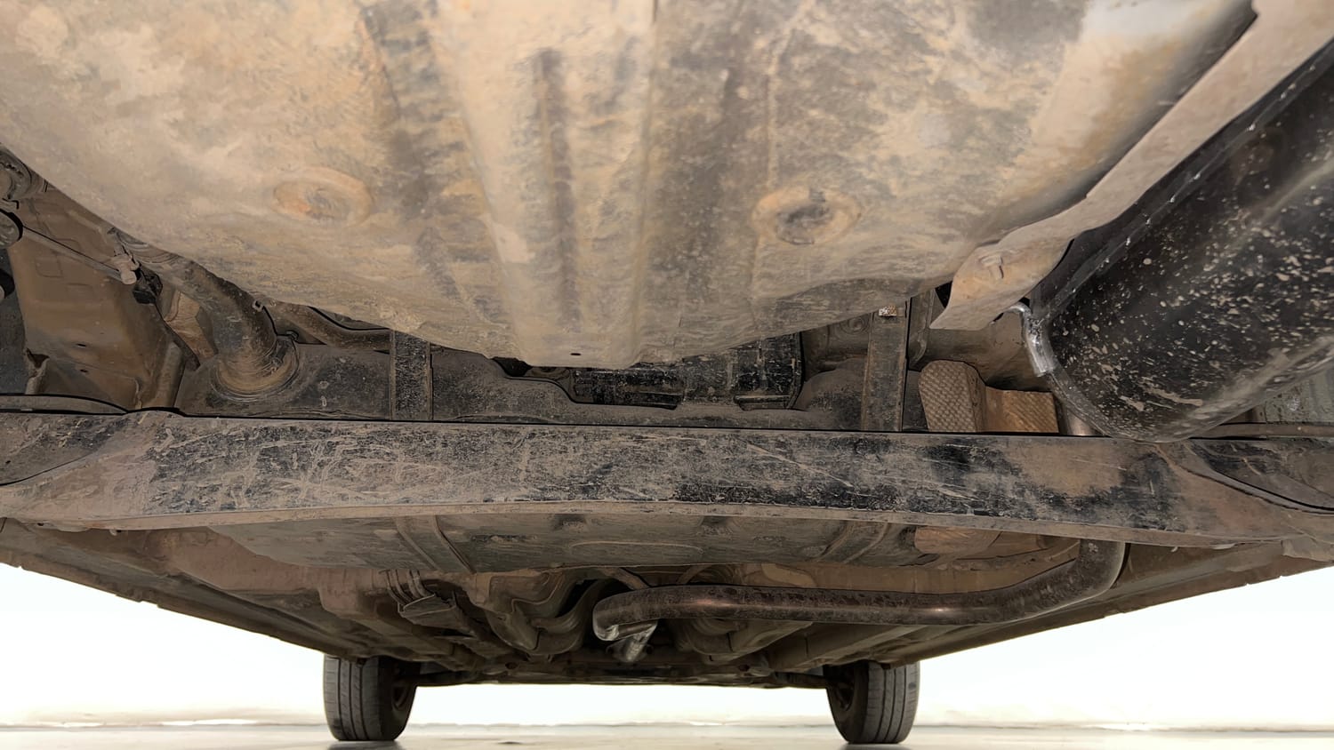 Used 2015 Hyundai Elite i20 Era 1.2 Petrol Manual extra REAR UNDERBODY VIEW (TAKEN FROM REAR)