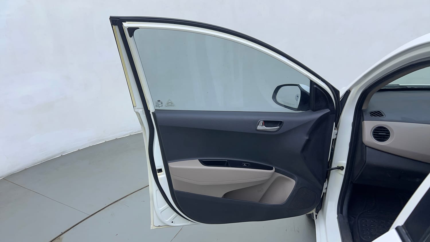 Used 2014 Hyundai Xcent S 1.2 Petrol Manual interior LEFT FRONT DOOR OPEN VIEW