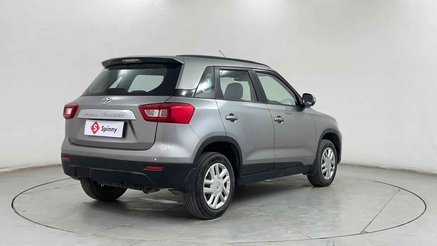 Used 2022 Toyota Urban Cruiser Mid Grade AT Petrol Automatic exterior RIGHT REAR CORNER VIEW