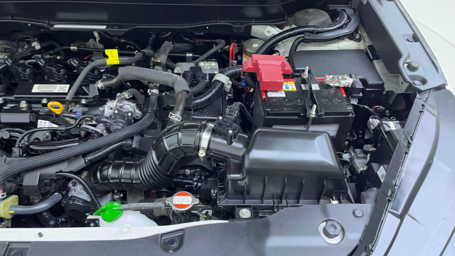 Used 2025 Maruti Suzuki Victoris ZXI+ THS 2W Hybrid Automatic engine ENGINE LEFT SIDE VIEW