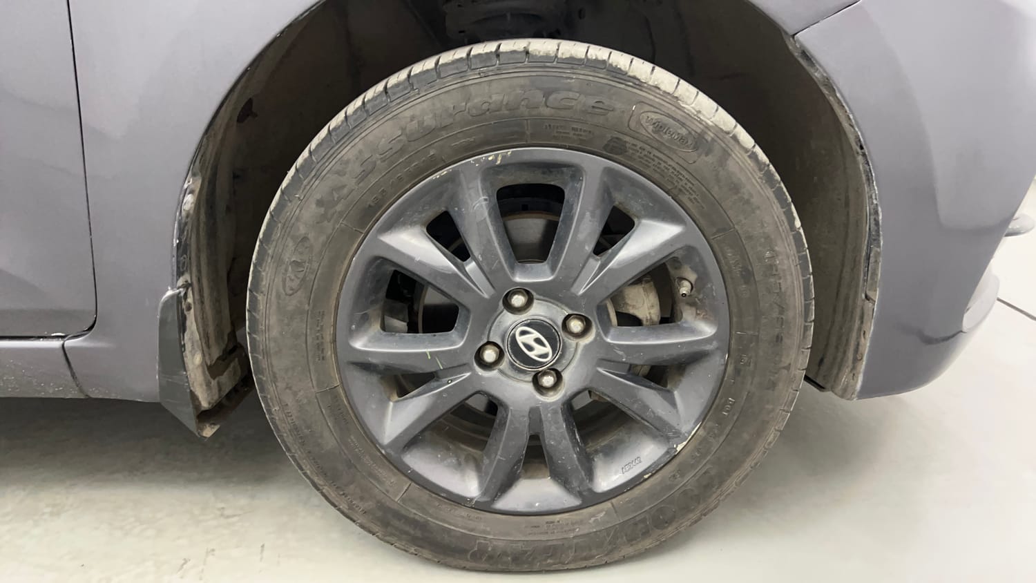 Used 2019 Hyundai Elite i20 Sportz Plus 1.2 Petrol Manual tyres RIGHT FRONT TYRE RIM VIEW