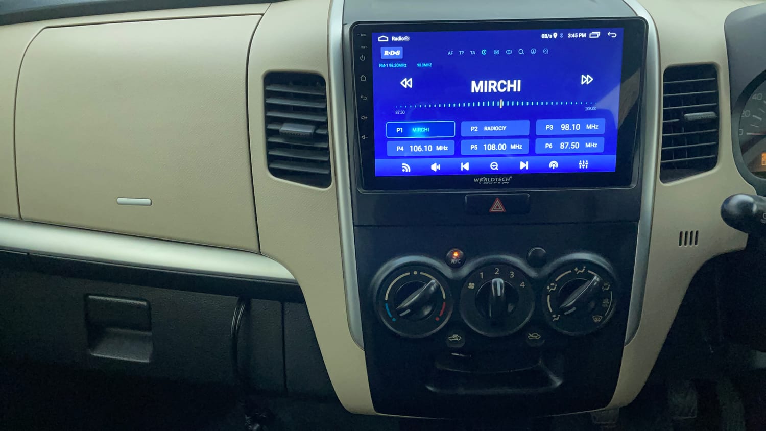 Used 2017 Maruti Suzuki Wagon R LXI Petrol Manual interior MUSIC SYSTEM & AC CONTROL VIEW