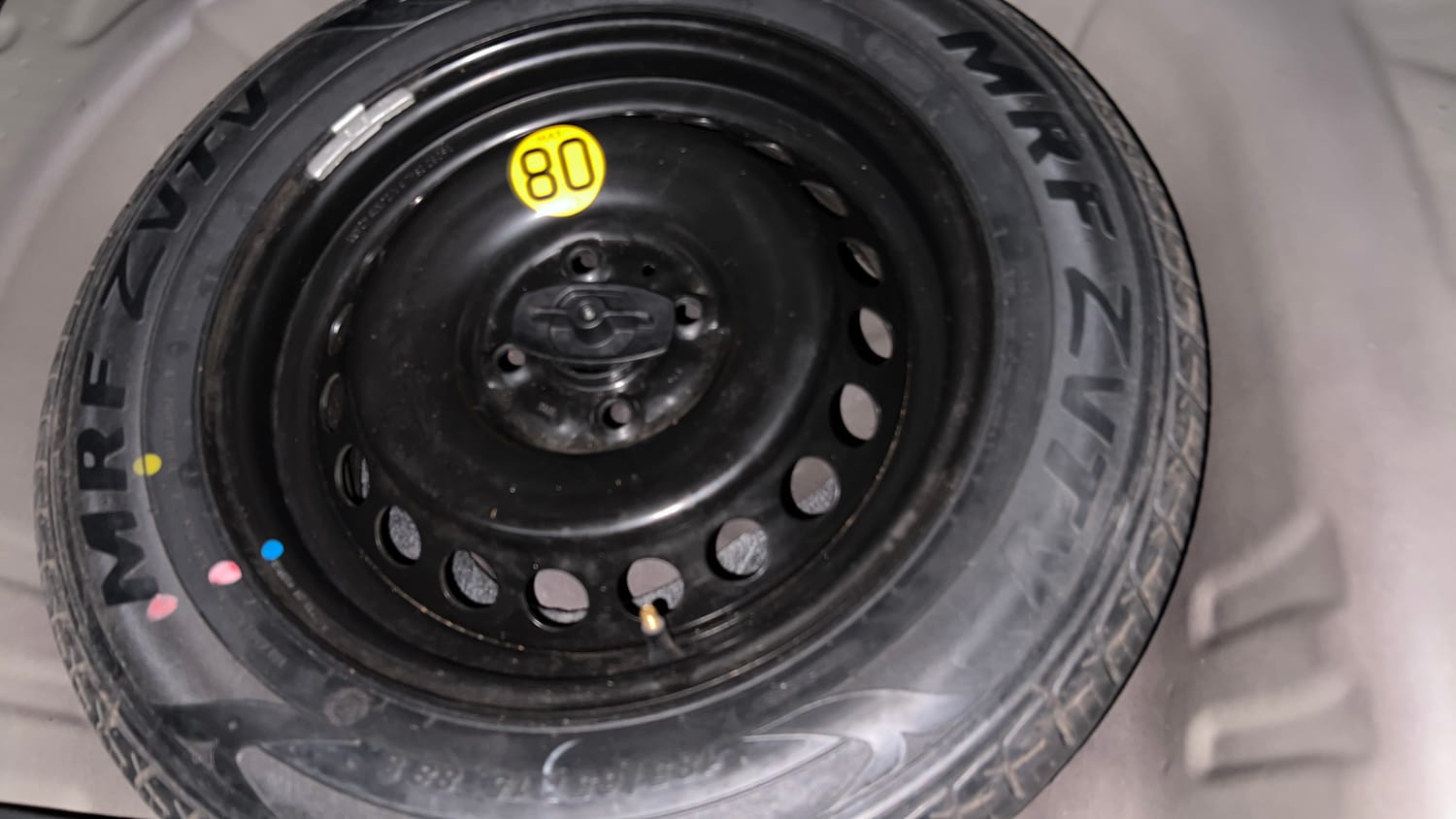 Used 2016 Maruti Suzuki Baleno Zeta 1.2 AT Petrol Automatic tyres SPARE TYRE VIEW