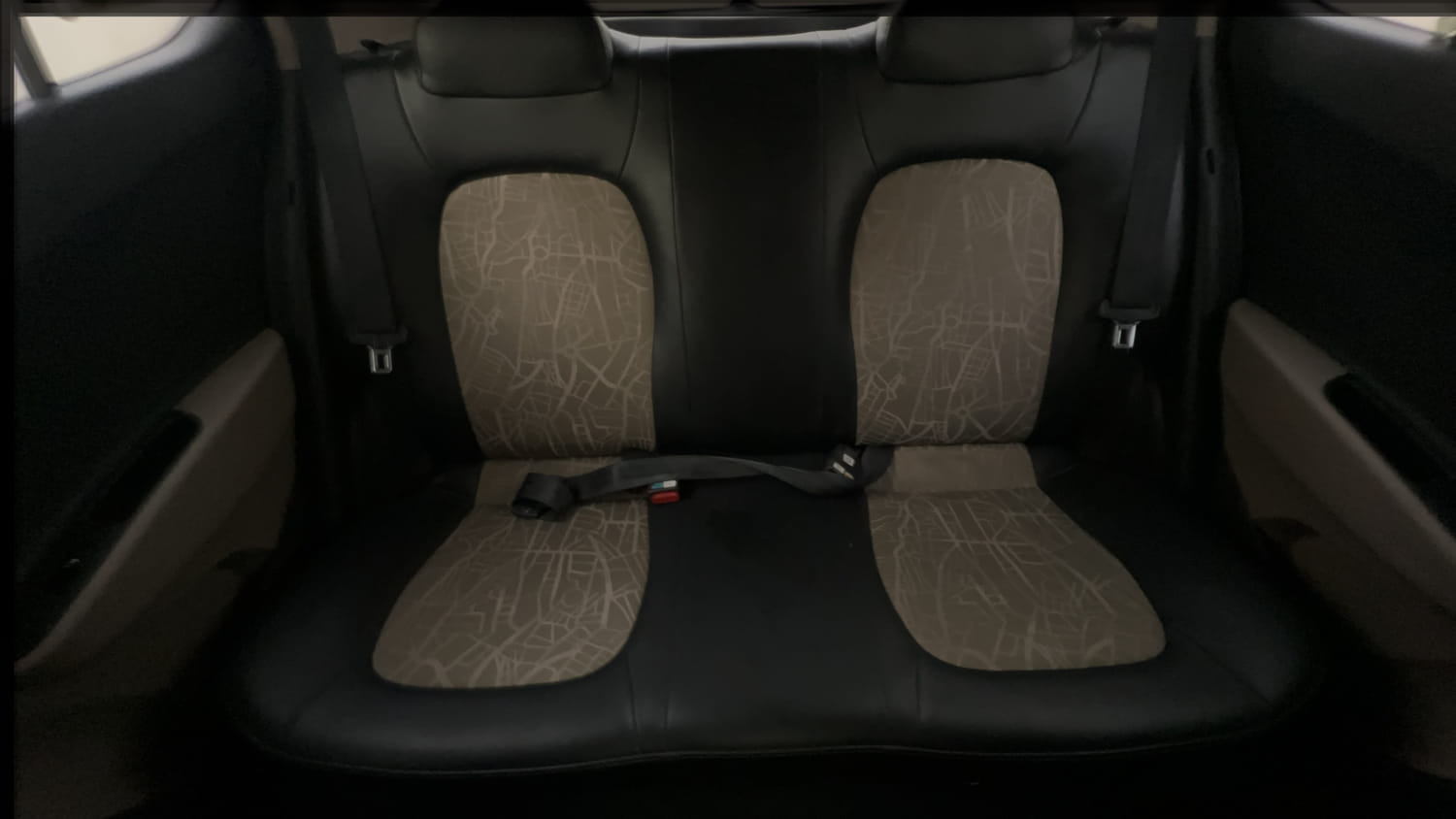 Used 2020 Hyundai Grand i10 Sportz 1.2 Kappa VTVT Petrol Manual interior REAR SEAT CONDITION VIEW