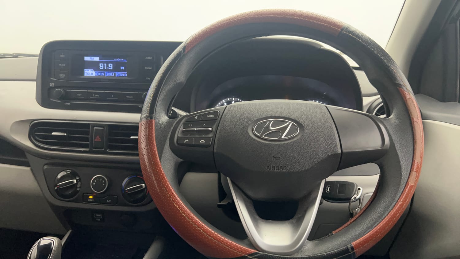 Used 2022 Hyundai Grand i10 Nios Magna AMT 1.2 Kappa VTVT Petrol Automatic interior STEERING VIEW