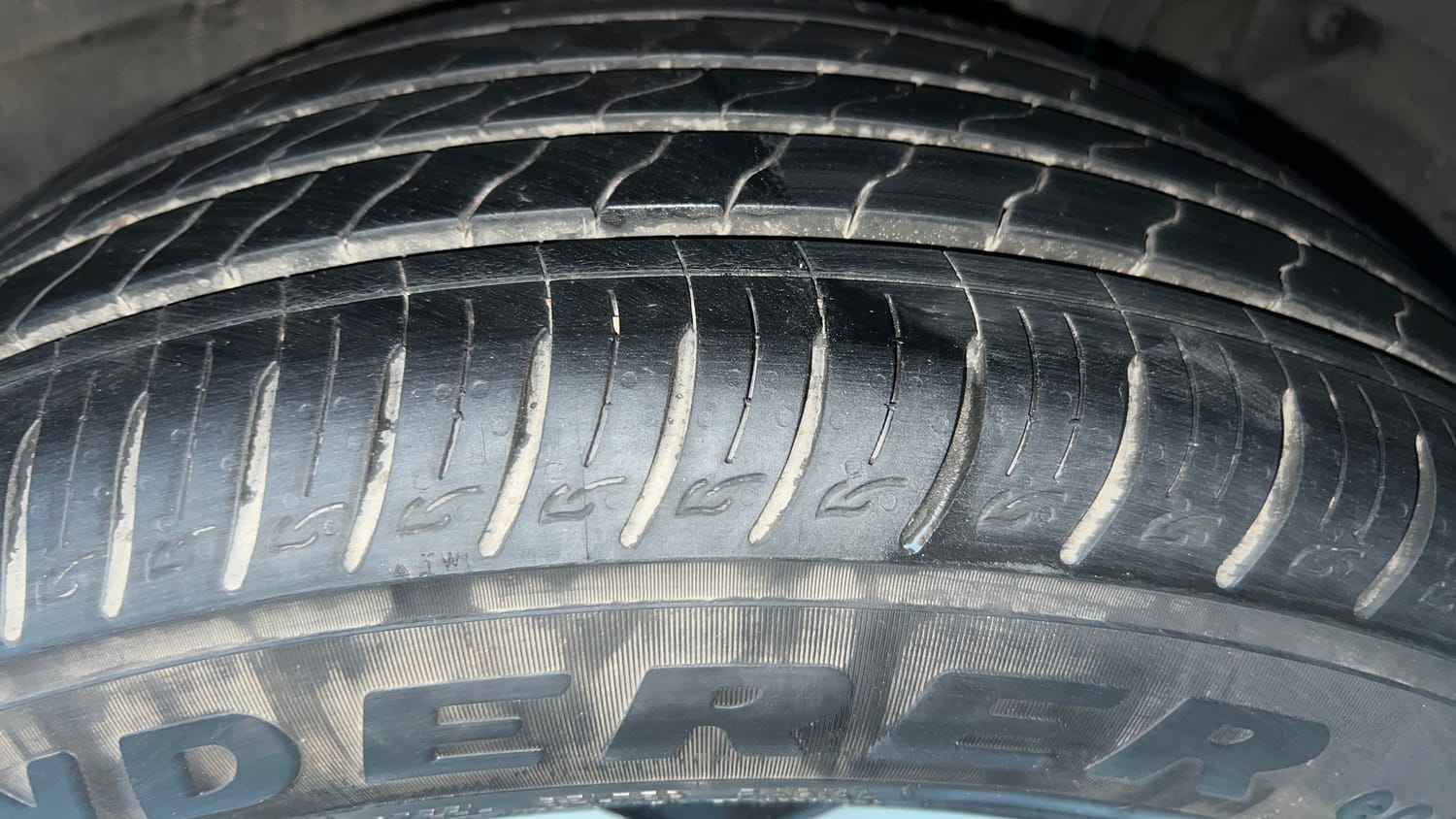 Used 2023 Tata Nexon XM Plus (S) Petrol Manual tyres LEFT REAR TYRE TREAD VIEW