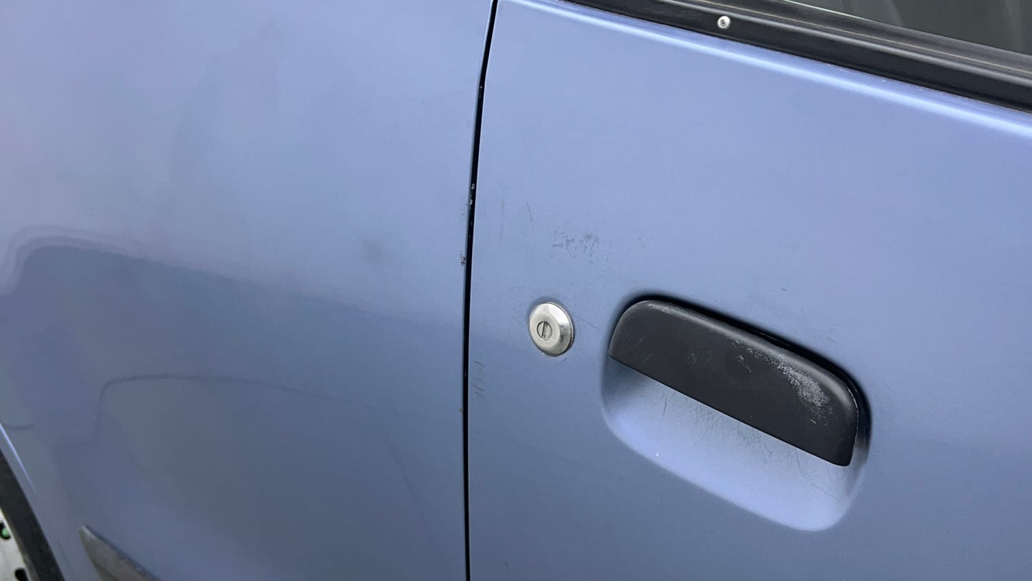 Used 2015 Maruti Suzuki Wagon R LXI Petrol Manual dents MINOR DENT