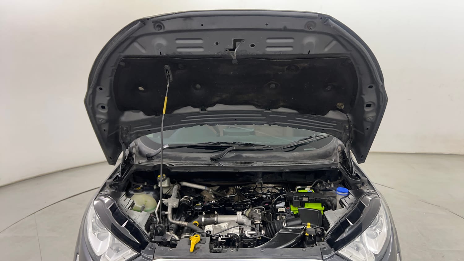 Used 2018 Ford EcoSport Titanium 1.5L TDCi Diesel Manual engine ENGINE & BONNET OPEN FRONT VIEW