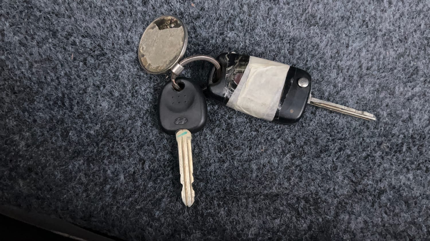Used 2016 Hyundai i10 Sportz 1.1 iRDE2 Petrol Manual extra CAR KEY VIEW