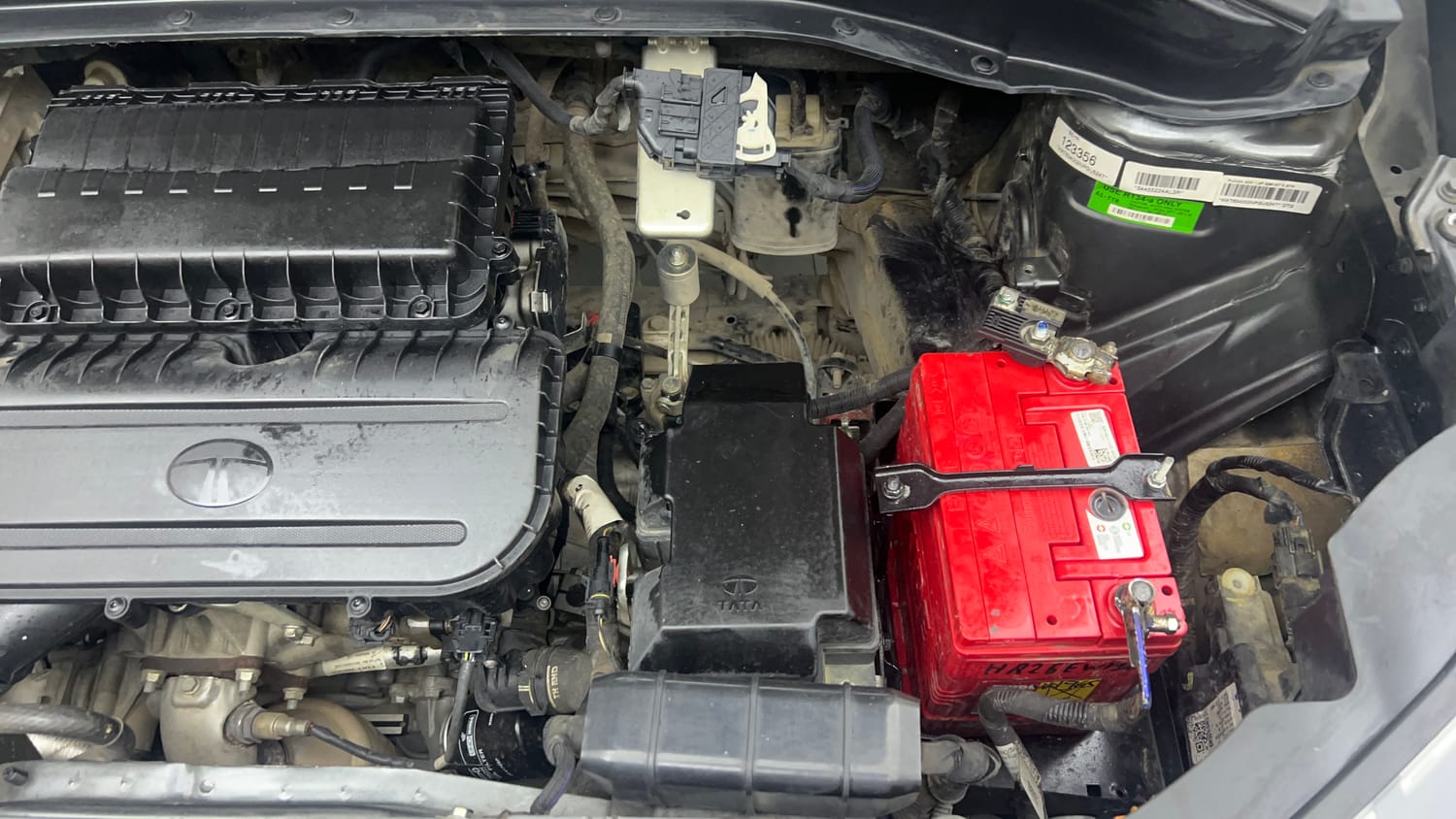 Used 2022 Tata Punch Adventure MT Petrol Manual engine ENGINE LEFT SIDE VIEW