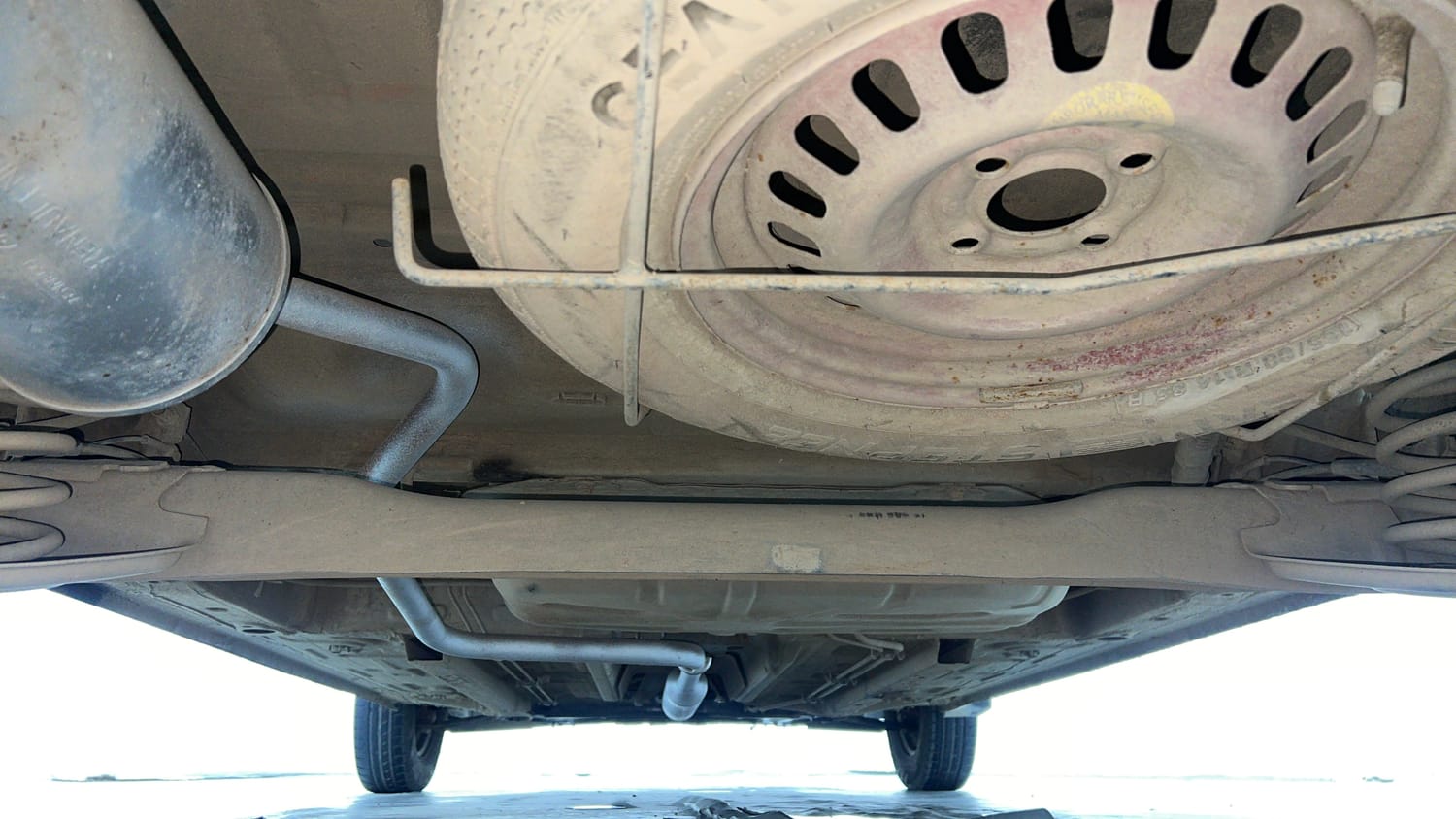 Used 2020 Renault Triber RXT Petrol Manual extra REAR UNDERBODY VIEW (TAKEN FROM REAR)