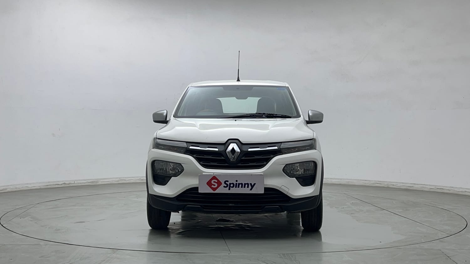 Used 2021 Renault Kwid RXT 1.0 Opt Petrol Manual exterior FRONT VIEW