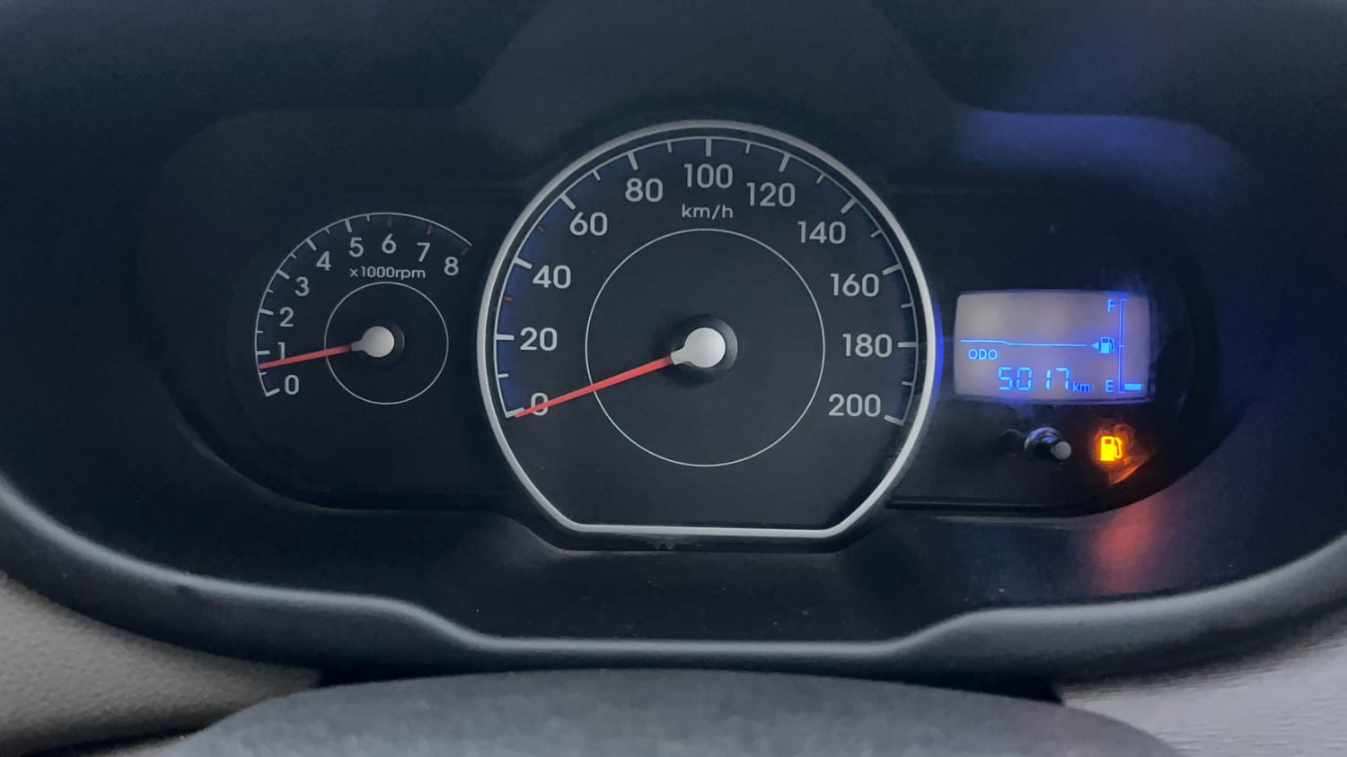 Used 2016 Hyundai i10 Sportz 1.1 iRDE2 Petrol Manual interior CLUSTERMETER VIEW