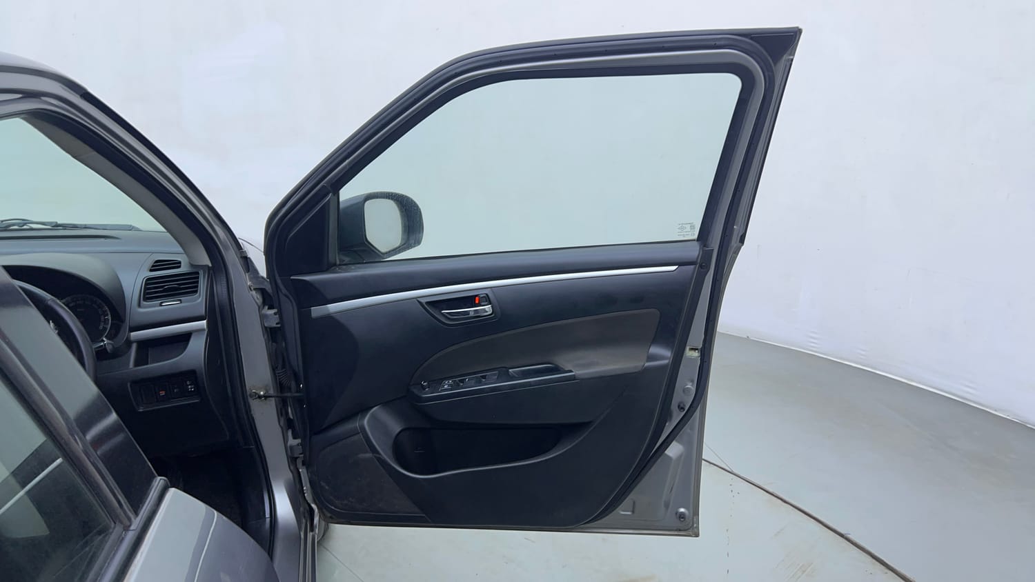 Used 2014 Maruti Suzuki Swift VDi Diesel Manual interior RIGHT FRONT DOOR OPEN VIEW