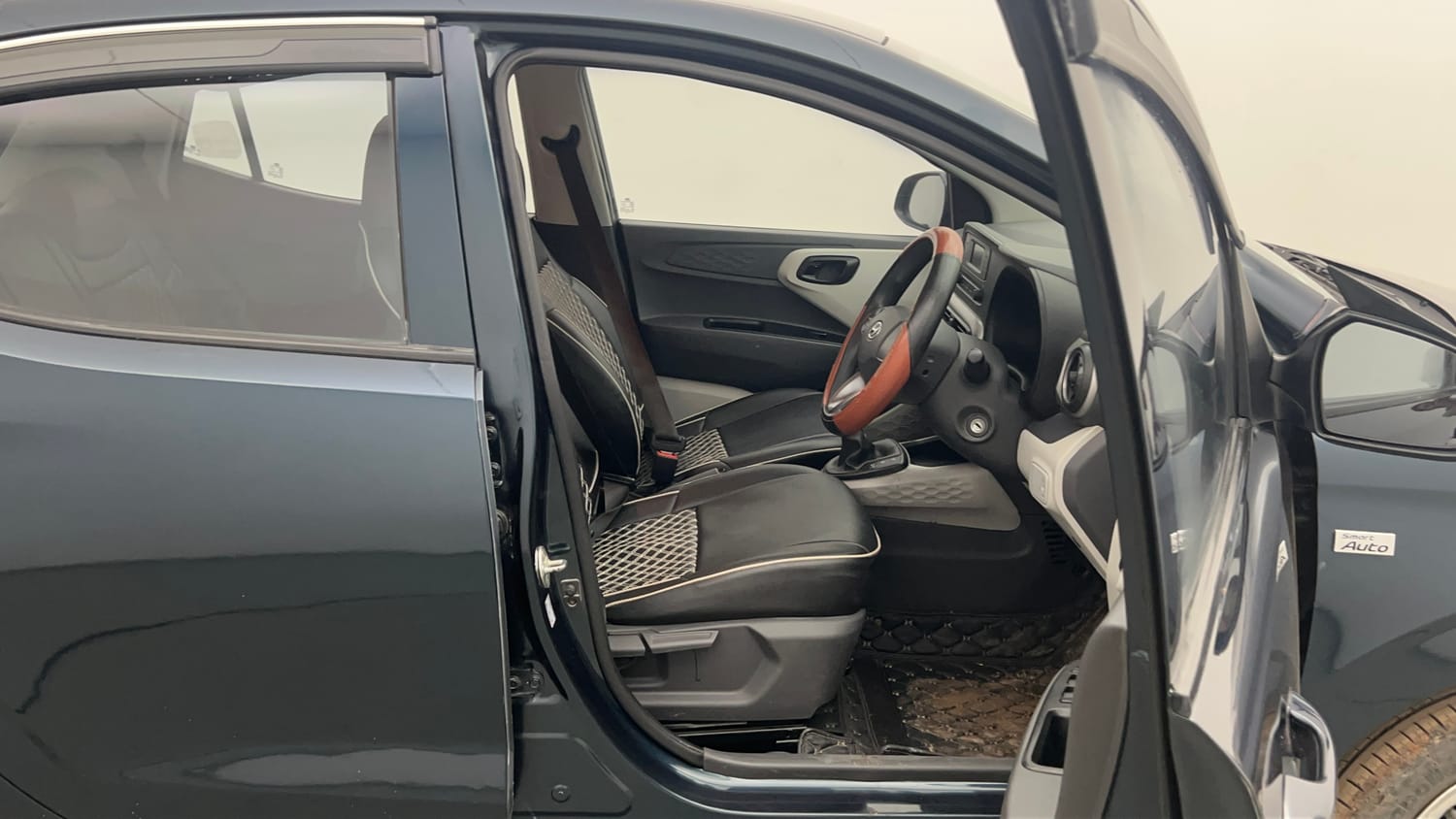 Used 2022 Hyundai Grand i10 Nios Magna AMT 1.2 Kappa VTVT Petrol Automatic interior RIGHT SIDE FRONT DOOR CABIN VIEW