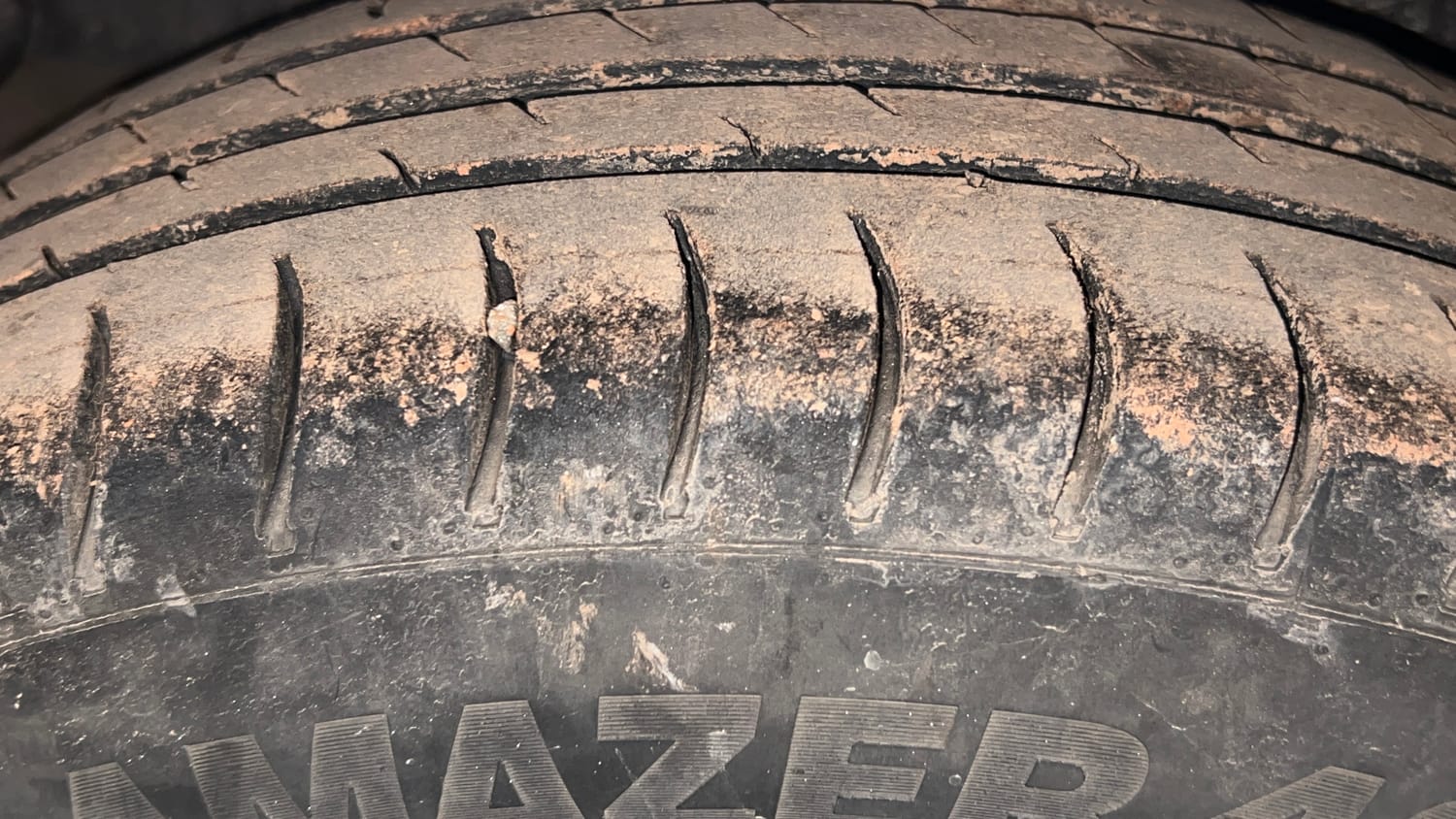 Used 2017 Maruti Suzuki Celerio ZXi Opt Petrol Manual tyres RIGHT REAR TYRE TREAD VIEW