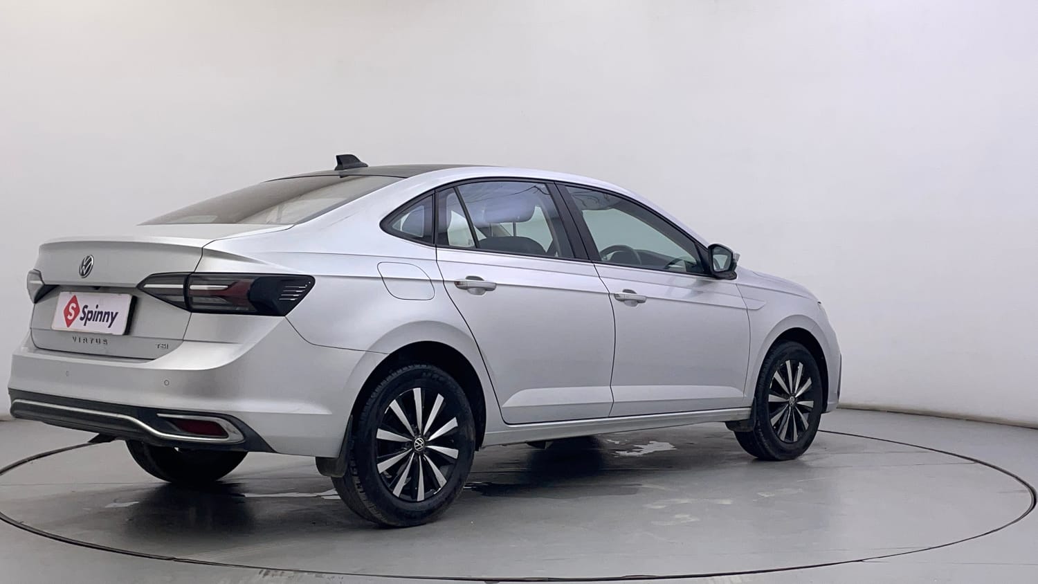 Used 2022 Volkswagen Virtus Highline 1.0 TSI MT Petrol Manual exterior RIGHT REAR CORNER VIEW