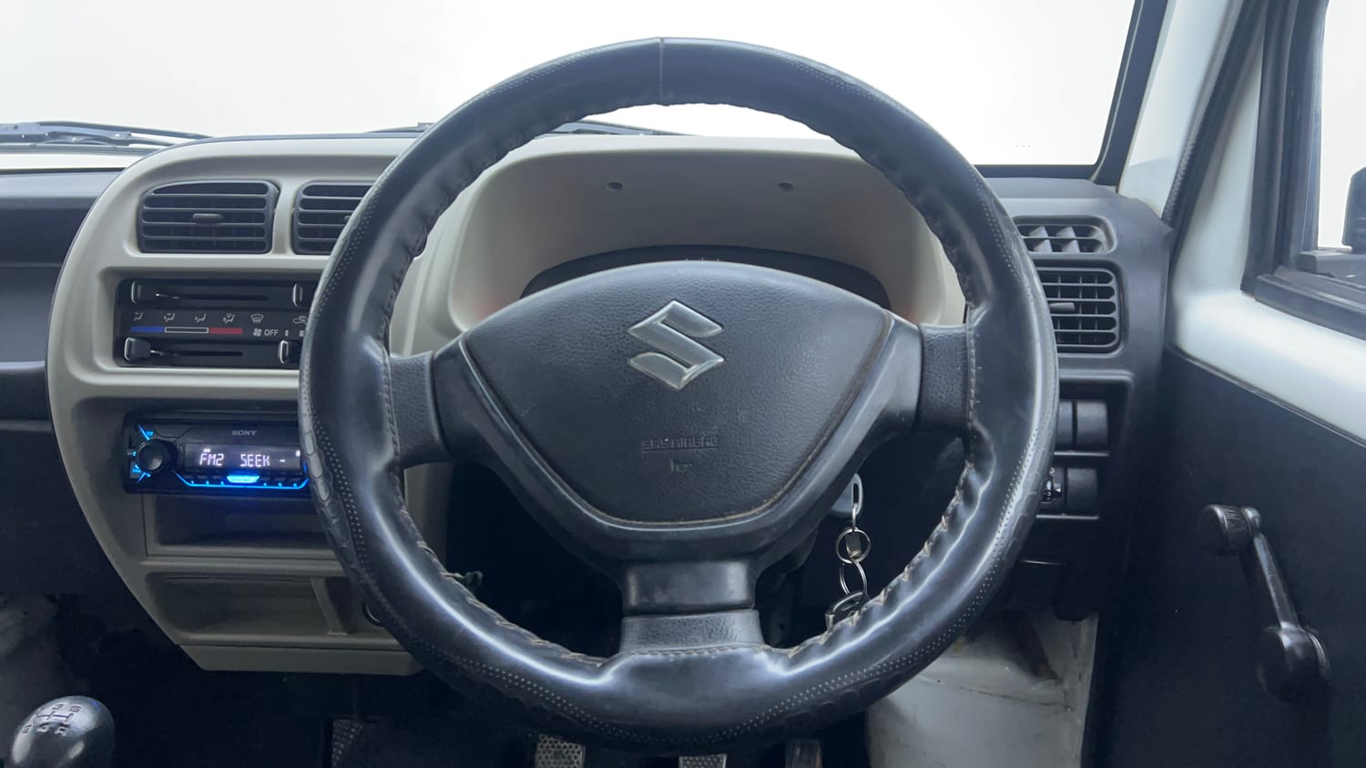 Used 2019 Maruti Suzuki Eeco 5 STR WITH A/C+HTR Petrol Manual interior STEERING VIEW