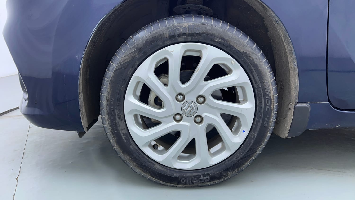 Used 2024 Maruti Suzuki Baleno Zeta AGS Petrol Automatic tyres LEFT FRONT TYRE RIM VIEW