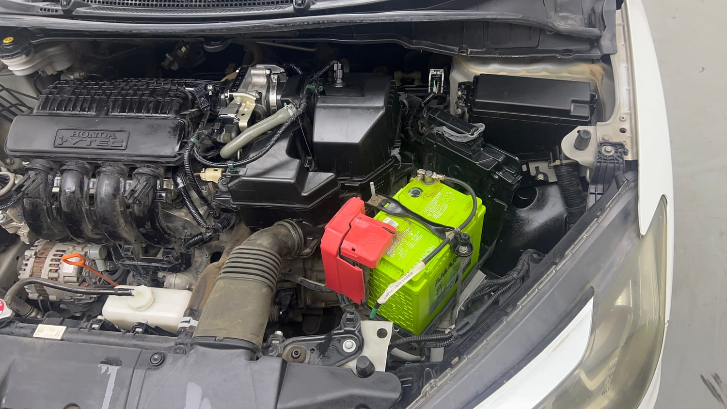 Used 2023 Honda City 4th Generation V Petrol Petrol Manual engine ENGINE LEFT SIDE VIEW