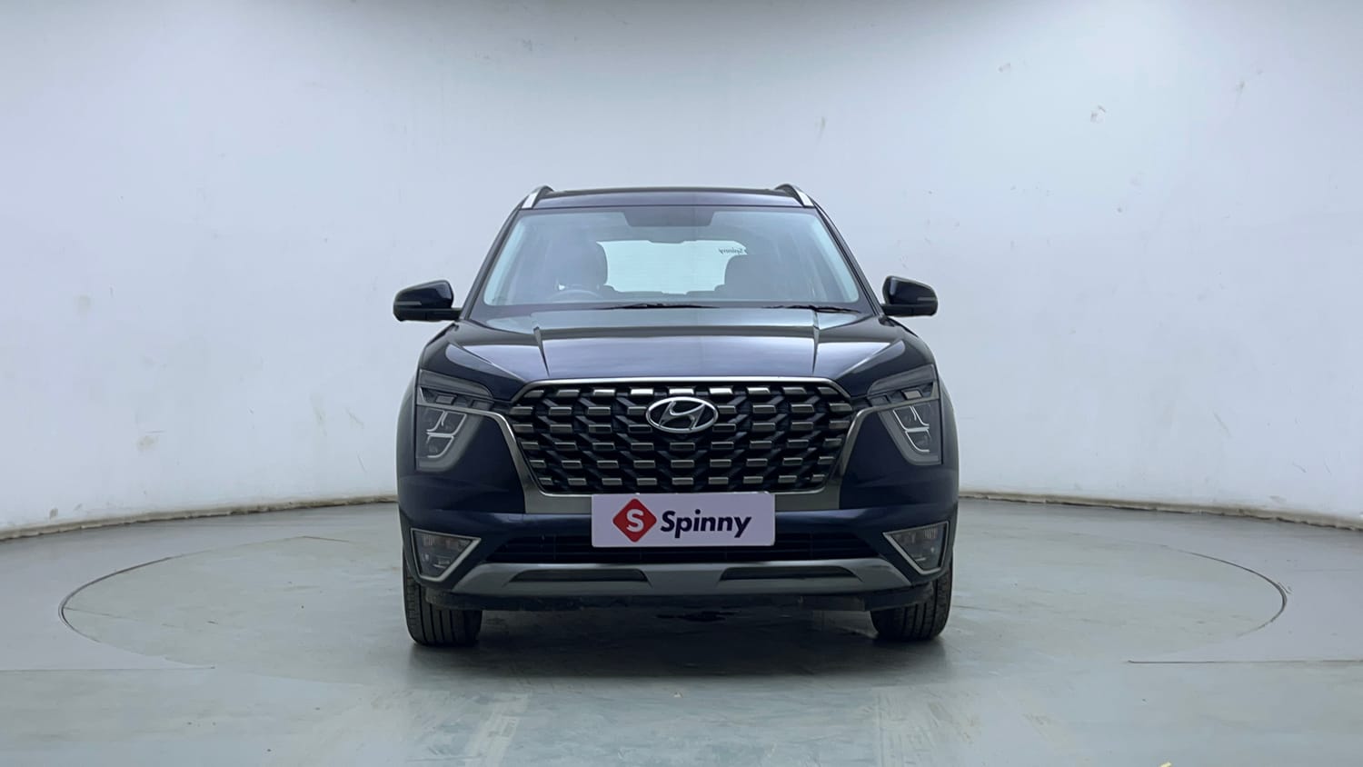 Used 2022 Hyundai Alcazar Platinum (O) 6 STR 2.0 Petrol AT Petrol Automatic exterior FRONT VIEW