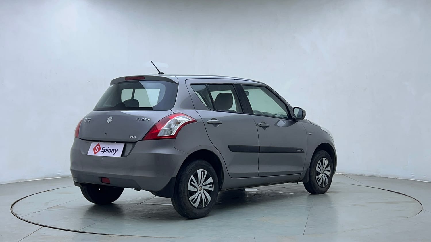 Used 2014 Maruti Suzuki Swift VDi Diesel Manual exterior RIGHT REAR CORNER VIEW